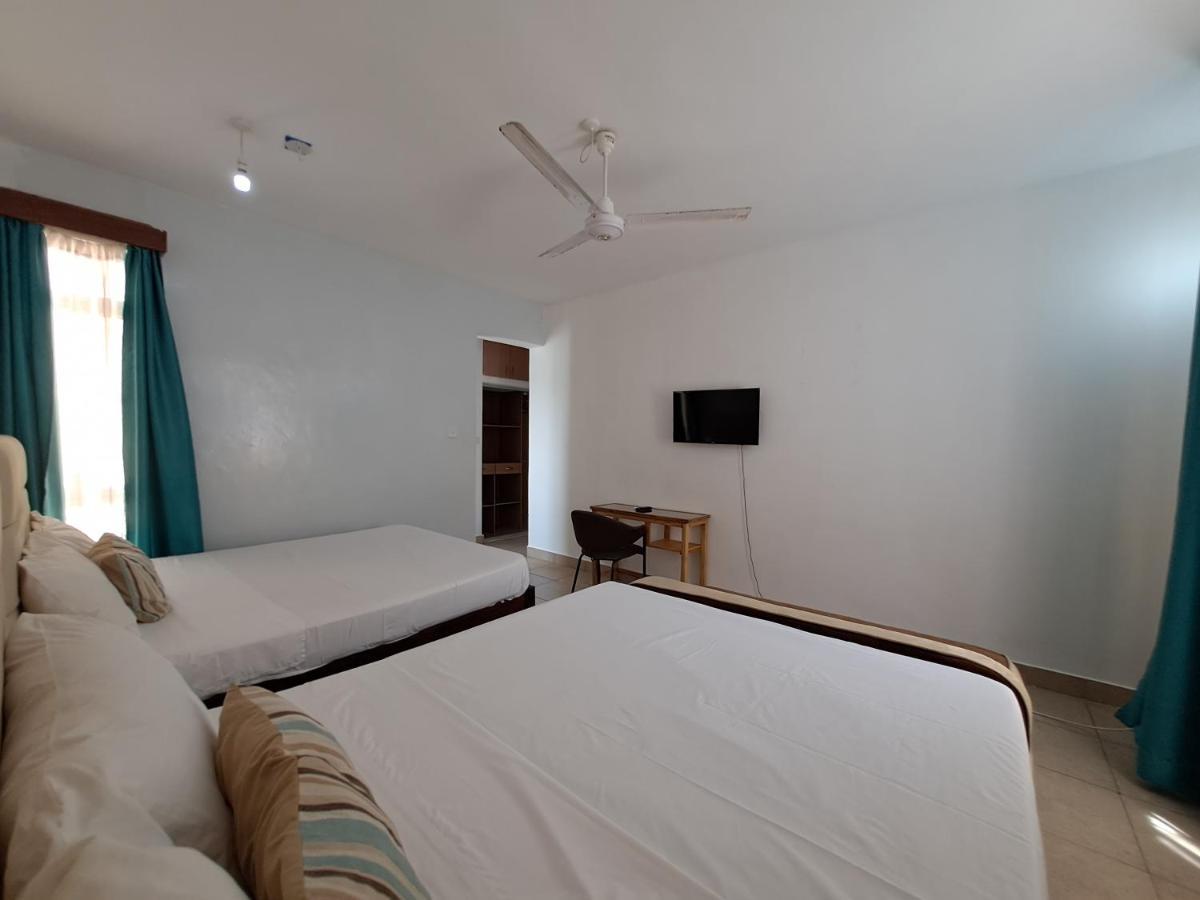 Ary Homestay Nyali- A Walk Away From City Mall มอมบาซา ภายนอก รูปภาพ